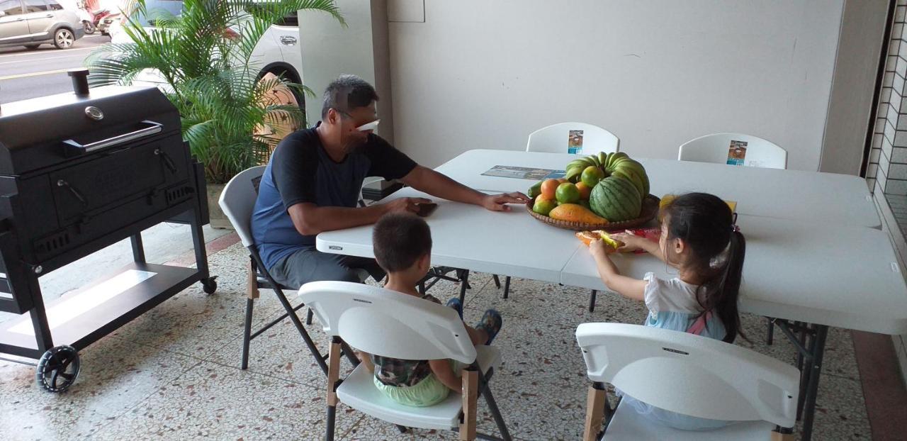 Jia Yuan Homestay Hengchun Old Town Zewnętrze zdjęcie
