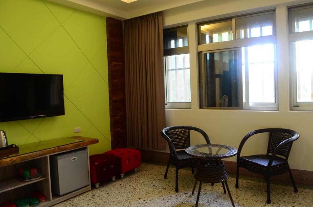 Jia Yuan Homestay Hengchun Old Town Zewnętrze zdjęcie