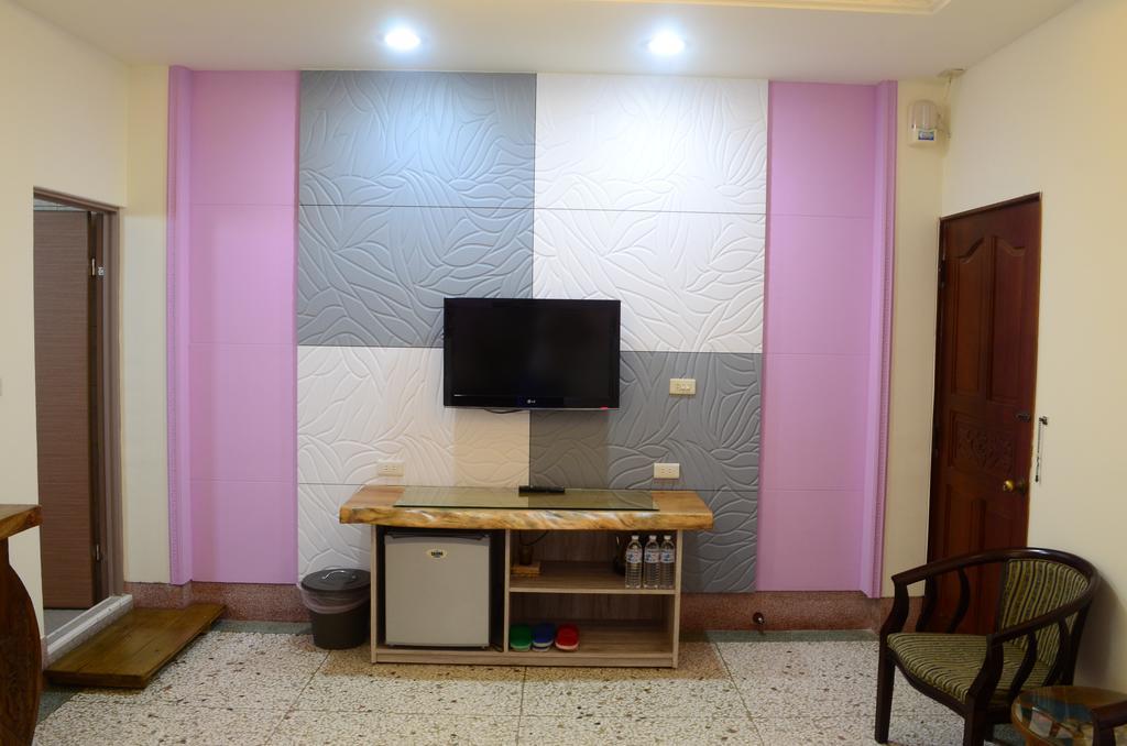 Jia Yuan Homestay Hengchun Old Town Zewnętrze zdjęcie