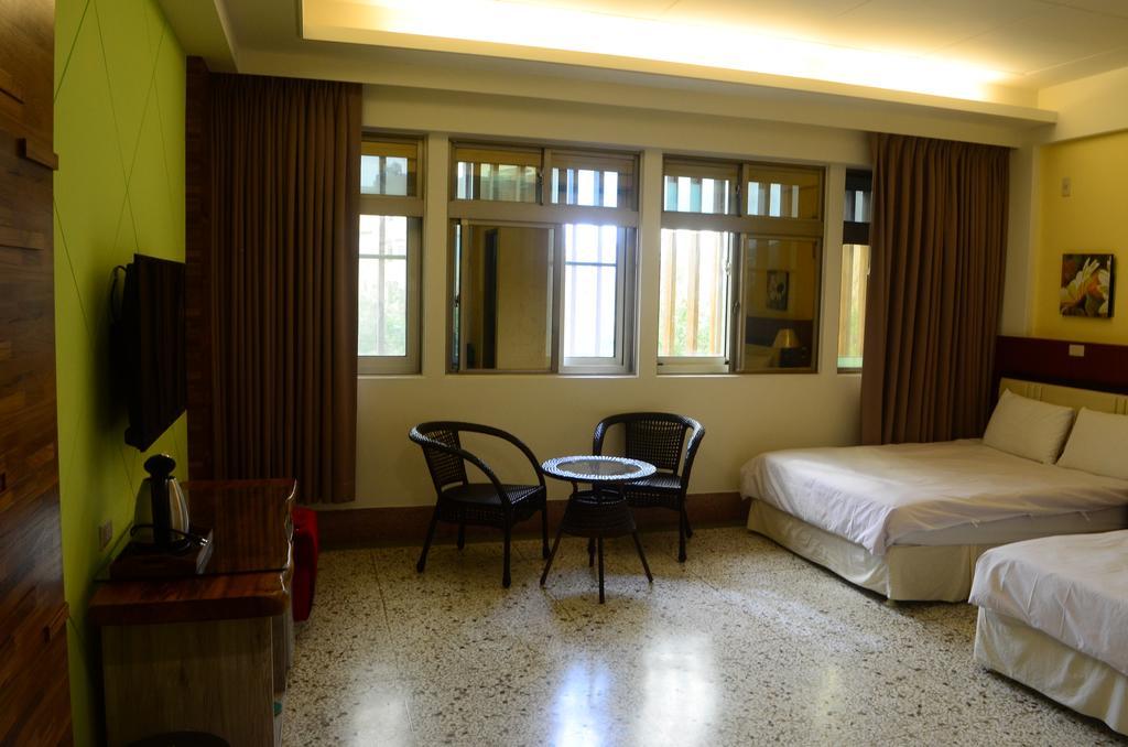 Jia Yuan Homestay Hengchun Old Town Zewnętrze zdjęcie