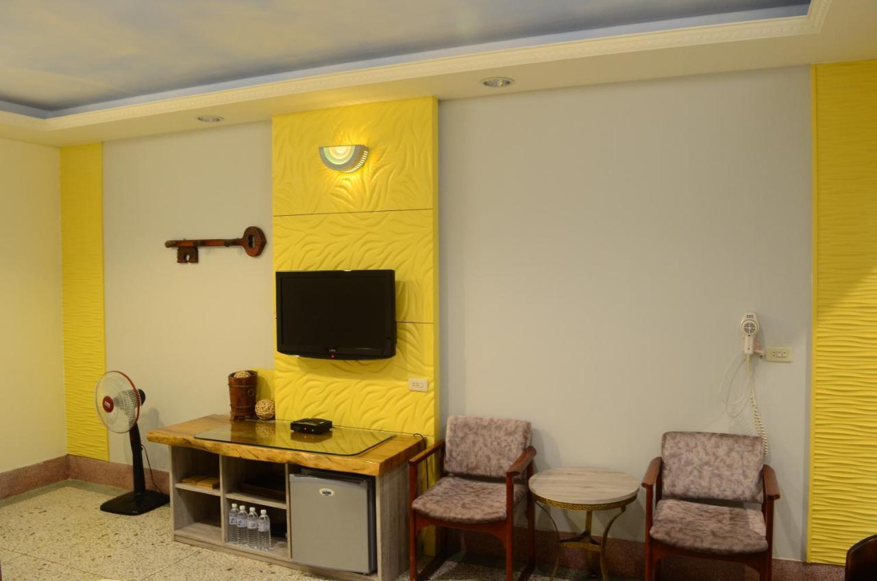 Jia Yuan Homestay Hengchun Old Town Zewnętrze zdjęcie